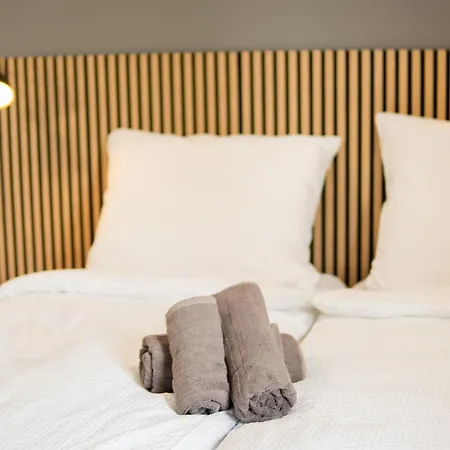 N12 Bright And Cozy With Ac And Parking Apartment Bratislava