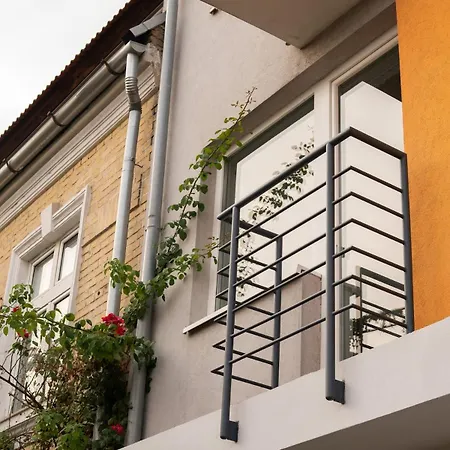 N12 Bright And Cozy With Ac And Parking