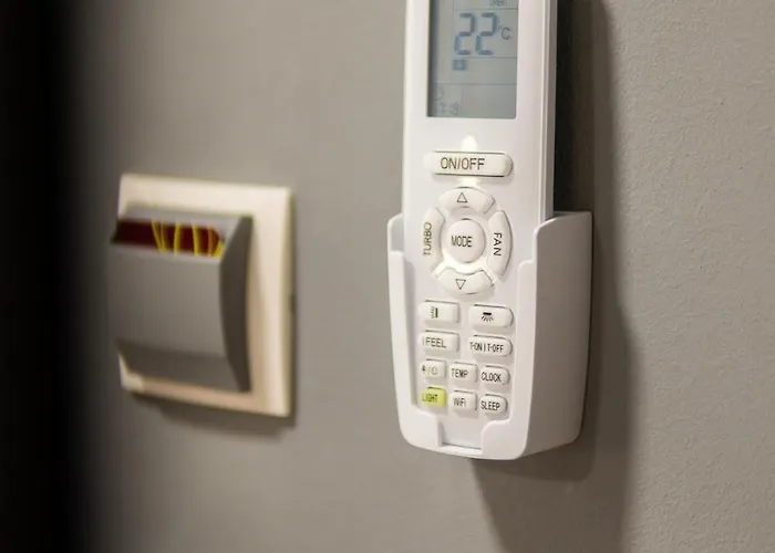 N12 Bright And Cozy With Ac And Parking * Bratislava