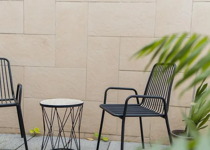 N12 Bright And Cozy With Ac And Parking