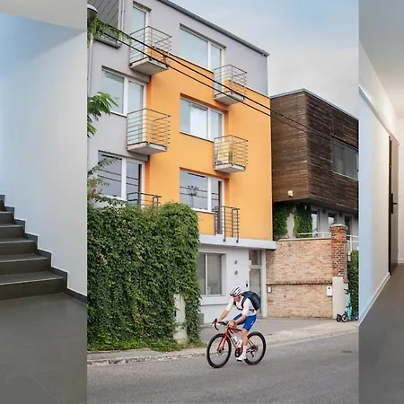 N12 Bright And Cozy With Ac And Parking Apartment Bratislava