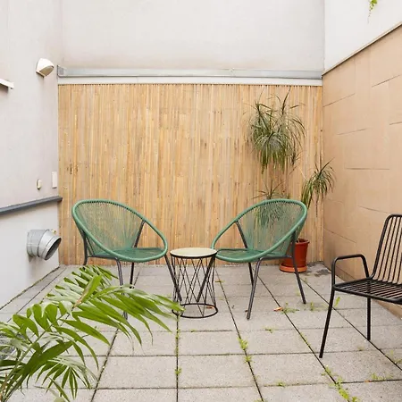 N12 Bright And Cozy With Ac And Parking Апартаменти Братислава